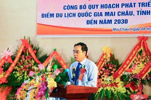  Chủ tịch UBND tỉnh Hoà Bình Nguyễn Văn Quang phát biểu tại Lễ công bố